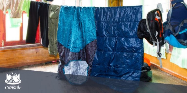 Hanging sleeping bags